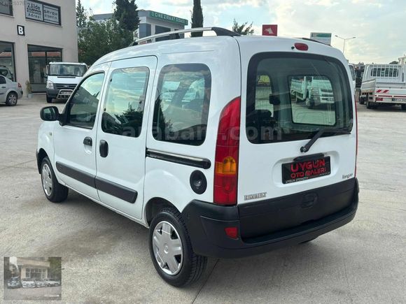 UYGUN OTO'DAN 2007 RENAULT KANGOO ÇİFT SÜRGÜLÜ KLİMALI