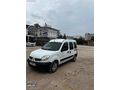2009 MODEL FUL BAKIMLI 1.5 DCİ KANGOO