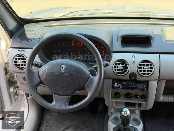 YİĞİT OTOMOTİVDEN İLK ELDEN CAM GİBİ EMSALSİZ KANGO KİLİMALI
