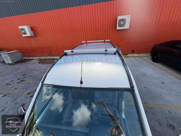 YİĞİT OTOMOTİVDEN İLK ELDEN CAM GİBİ EMSALSİZ KANGO KİLİMALI