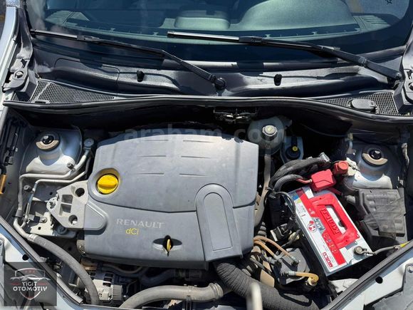 YİĞİT OTOMOTİVDEN İLK ELDEN CAM GİBİ EMSALSİZ KANGO KİLİMALI