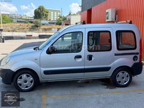YİĞİT OTOMOTİVDEN İLK ELDEN CAM GİBİ EMSALSİZ KANGO KİLİMALI