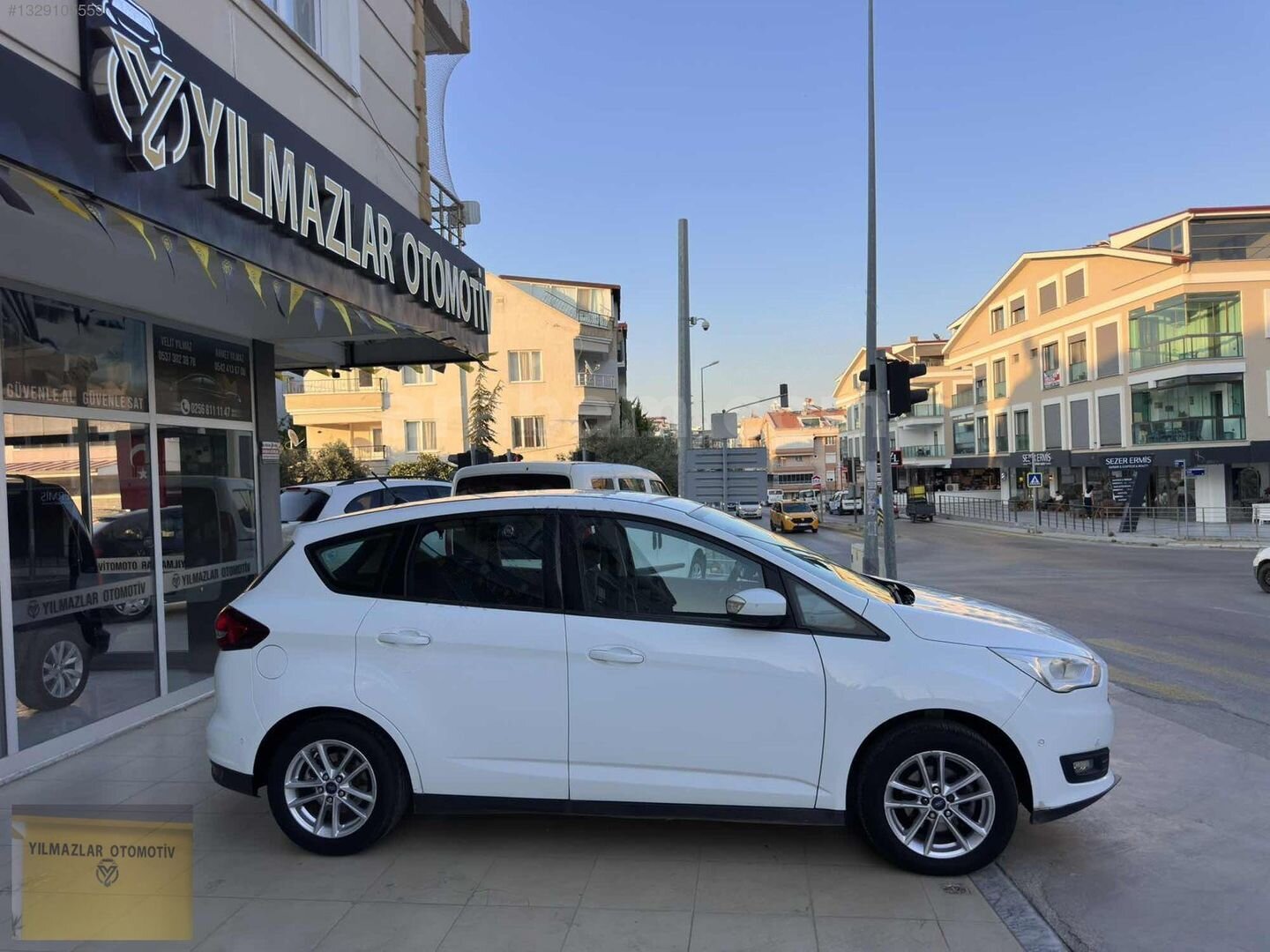 Galeriden Ford C-Max 1.5 TDCi Trend 2018 Model Aydın 93.000 km Beyaz 3