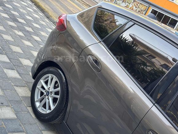 EG GARAJ'DAN HATASIZ DÜŞÜK KM OTOMATİK