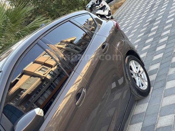 EG GARAJ'DAN HATASIZ DÜŞÜK KM OTOMATİK