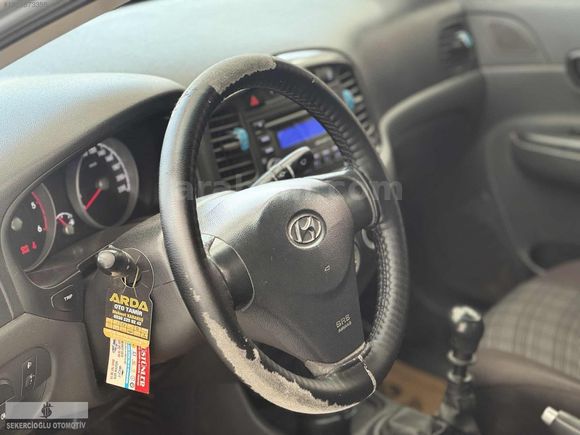 ŞEKERCİOĞLU AUTO"DAN 2011 HYUNFAİ ERA 1.5 CRDİ START