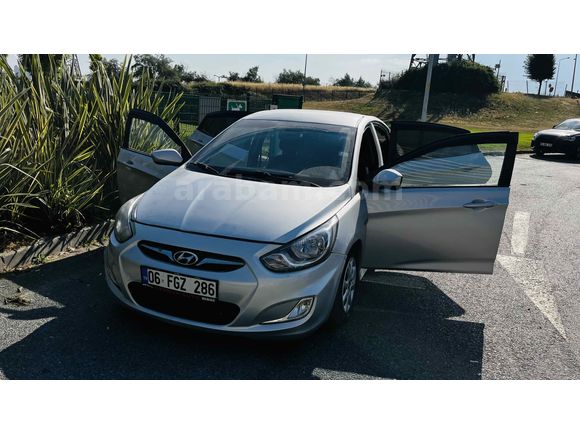 Sahibinden Hyundai Accent Blue 1.6 CRDI Mode 2012 Model 