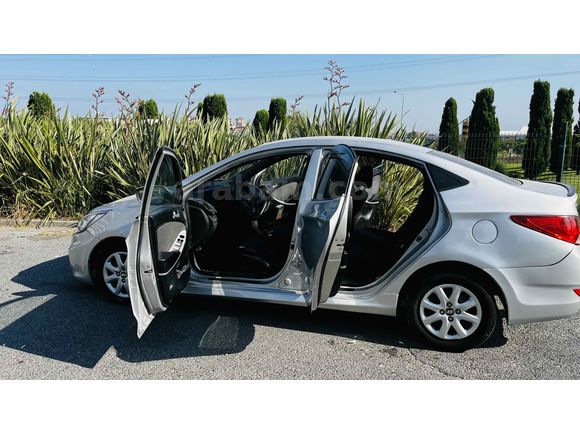 Sahibinden Hyundai Accent Blue 1.6 CRDI Mode 2012 Model 