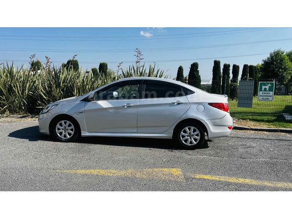 Sahibinden Hyundai Accent Blue 1.6 CRDI Mode 2012 Model 