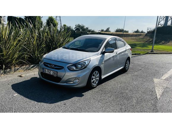 Sahibinden Hyundai Accent Blue 1.6 CRDI Mode 2012 Model 