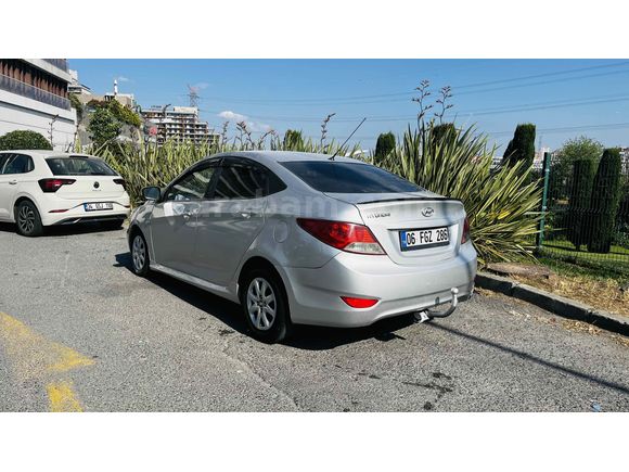 Sahibinden Hyundai Accent Blue 1.6 CRDI Mode 2012 Model 