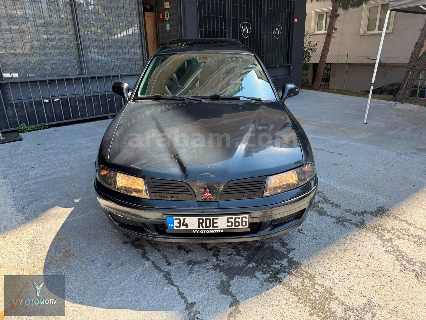 Galeriden Mitsubishi Carisma 1.6 Avance 2001 Model İstanbul 341.000 km Siyah 2