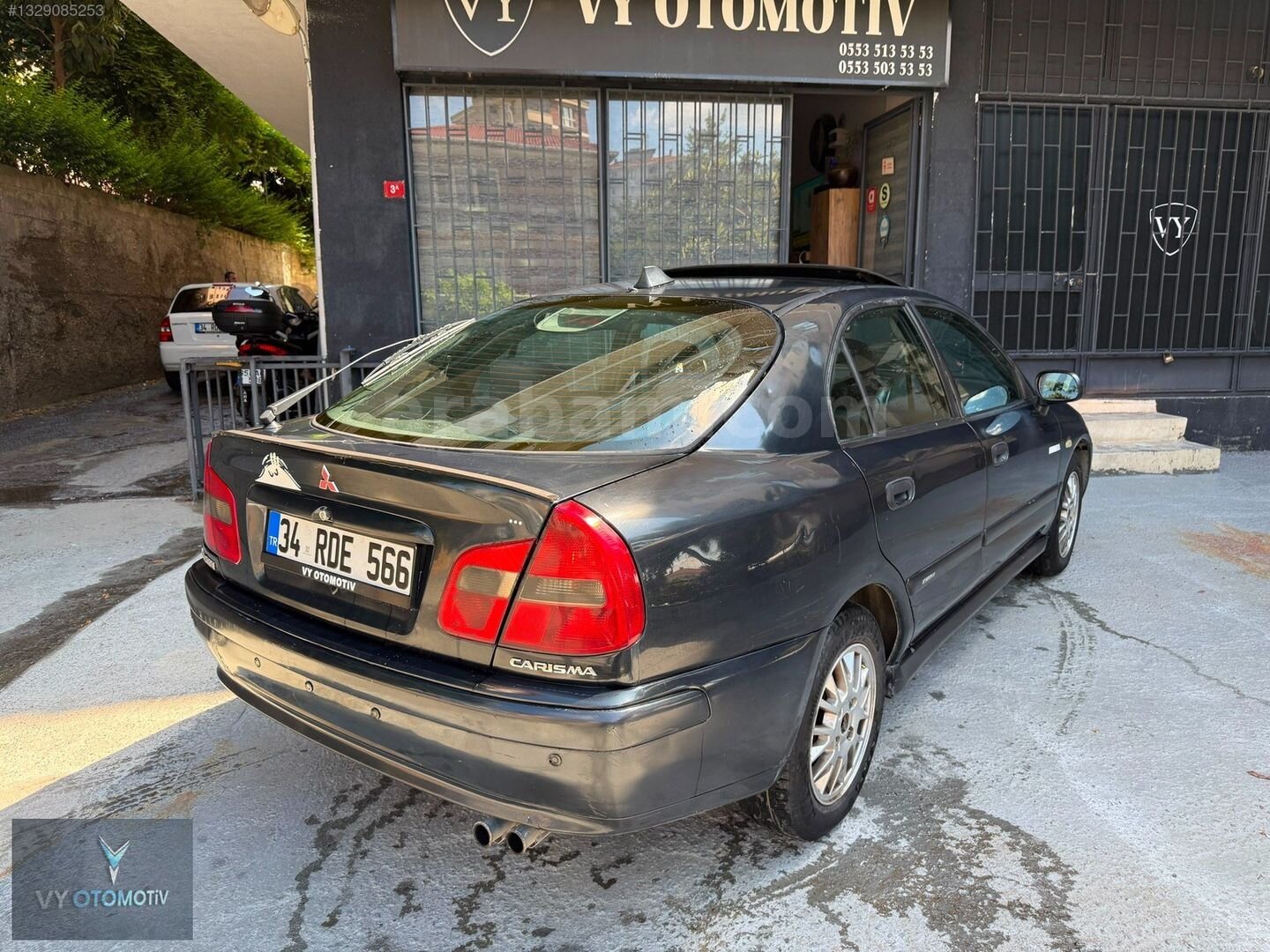 Galeriden Mitsubishi Carisma 1.6 Avance 2001 Model İstanbul 341.000 km Siyah 6