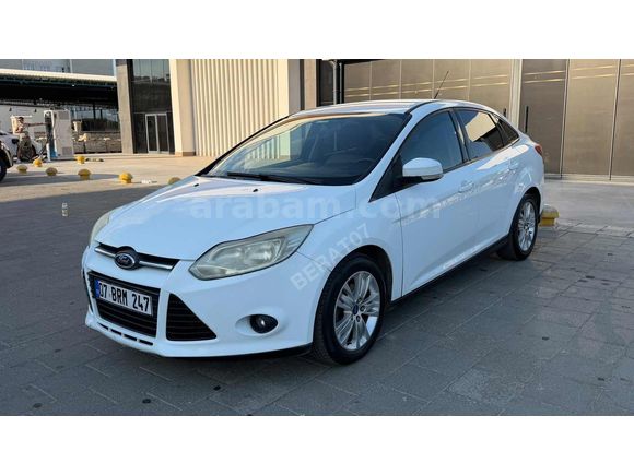 2013 FORD FOCUS BAKIMLI TEMİZ AİLE ARACI