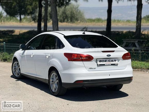 BOZCAR 2017 FORD FOCUS HATASIZ BOYASIZ 1.6 DİZEL TREND X