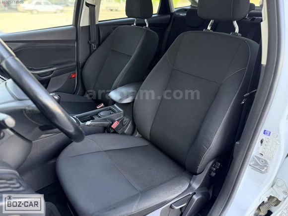 BOZCAR 2017 FORD FOCUS HATASIZ BOYASIZ 1.6 DİZEL TREND X