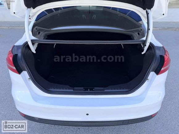 BOZCAR 2017 FORD FOCUS HATASIZ BOYASIZ 1.6 DİZEL TREND X
