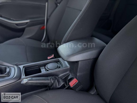 BOZCAR 2017 FORD FOCUS HATASIZ BOYASIZ 1.6 DİZEL TREND X