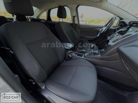 BOZCAR 2017 FORD FOCUS HATASIZ BOYASIZ 1.6 DİZEL TREND X