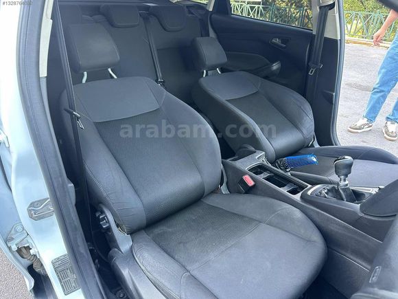EMSALSİZ TEMİZLİKTE DEĞİŞENSİZ DİZEL FORD FOCUS