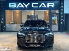 BAY CAR'DAN 2024 İ7 XDRİVE M EXCELLENCE ARKA AKS/THEATRE/B&W FUL