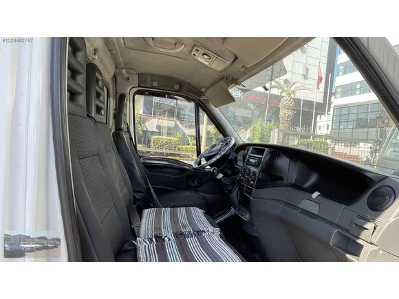 2012 model 35 S KAMYONET kapalı kasa