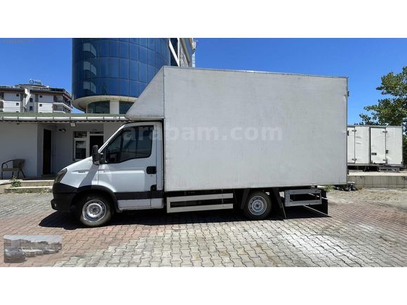 2012 model 35 S KAMYONET kapalı kasa