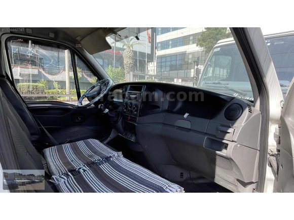 2012 model 35 S KAMYONET kapalı kasa