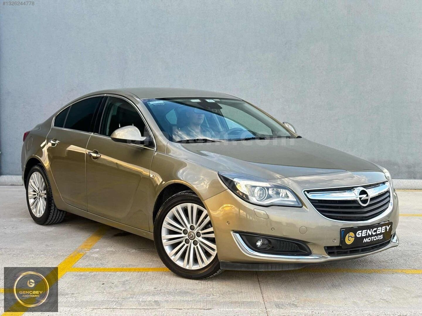 Galeriden Opel Insignia 1.6 CDTI Cosmo 2015 Model Ankara 196.000 km Kahverengi 1