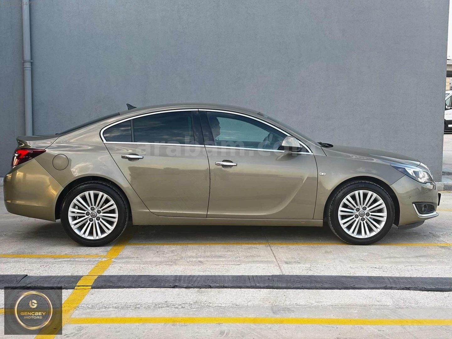 Galeriden Opel Insignia 1.6 CDTI Cosmo 2015 Model Ankara 196.000 km Kahverengi 5