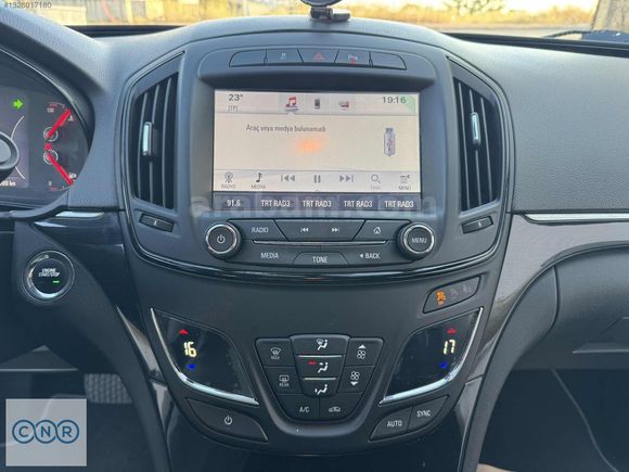 İNSİGNİA 2016 COSMO OTOMATİK 1.6 CDTİ SADECE 100 BİNDE