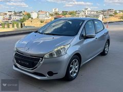 97.000 KM - 2012 Peugeot 208 1.2 VTi Active