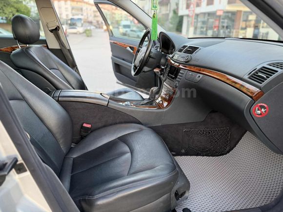 "HATASIZ" _DEĞİŞENSİZ_ 2005 E200 "ELEGANCE "OTOMATİK"190.000KM"