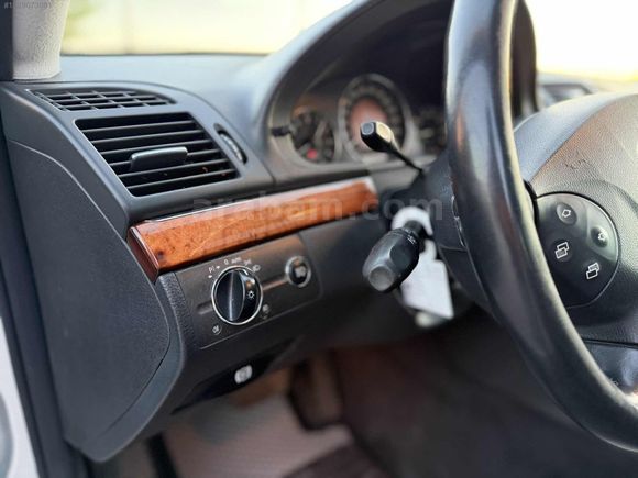 "HATASIZ" _DEĞİŞENSİZ_ 2005 E200 "ELEGANCE "OTOMATİK"190.000KM"