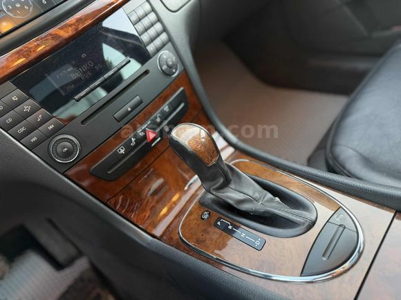 "HATASIZ" _DEĞİŞENSİZ_ 2005 E200 "ELEGANCE "OTOMATİK"190.000KM"