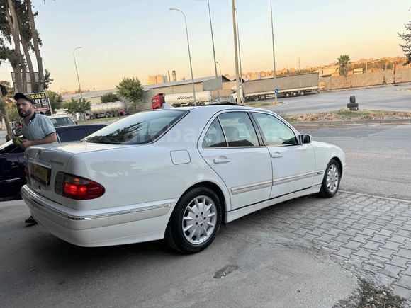MERCEDESÇİUĞURdan TR'Tek 225 km de makyaj kompresör nadir