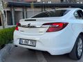 TAVAN BOYASIZ OTAMATİK VİTESLİ İNSİGNİA