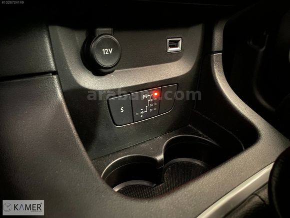 KAMER DEN 2023 CİTROEN C3 1.2 PURETECH FEEL BOLD BENZİN OTOMATİK