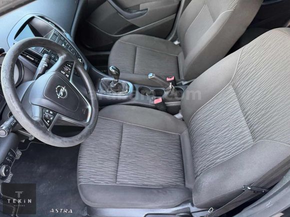Tekin Motors'dan Opel Astra 1.6 Edition