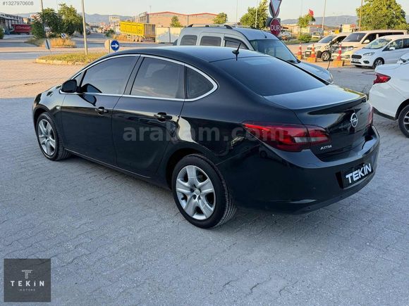 Tekin Motors'dan Opel Astra 1.6 Edition