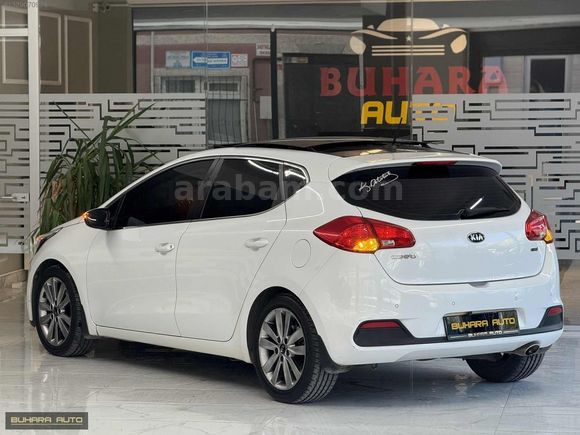 -BUHARA AUTO- KİA CEED CONCEPT PLUS CAM TAVAN HATASIZ 111.000 KM