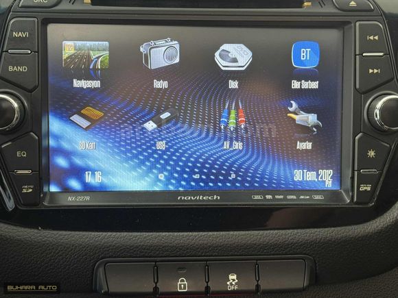 -BUHARA AUTO- KİA CEED CONCEPT PLUS CAM TAVAN HATASIZ 111.000 KM