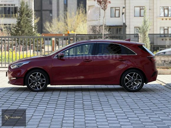 NİLVERA MOTORS'DAN 2023 KİA CEED 1.5 ELEGANCE