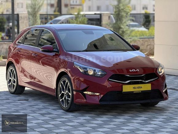 NİLVERA MOTORS'DAN 2023 KİA CEED 1.5 ELEGANCE
