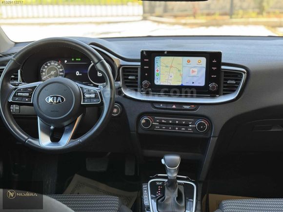 NİLVERA MOTORS'DAN 2023 KİA CEED 1.5 ELEGANCE