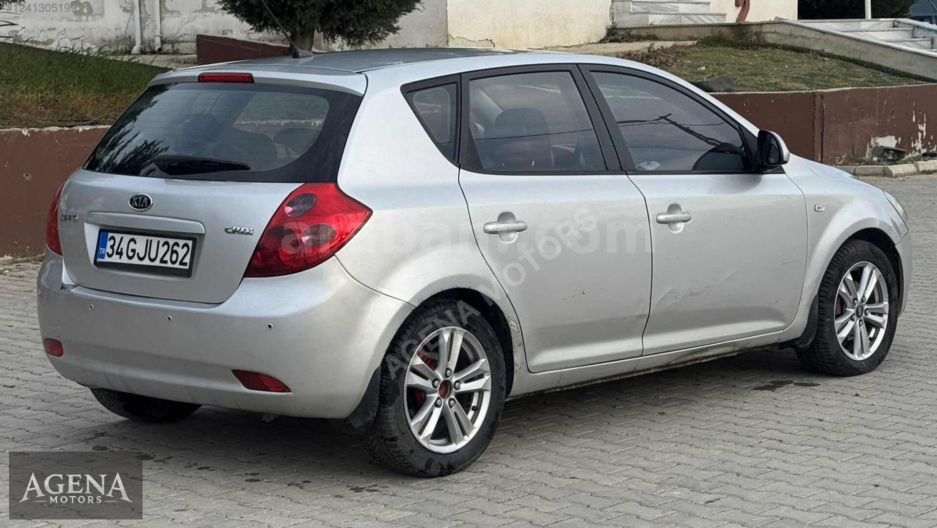 Galeriden Kia Ceed 1.6 CRDi Motion 2009 Model İstanbul 265.000 km Gri 7