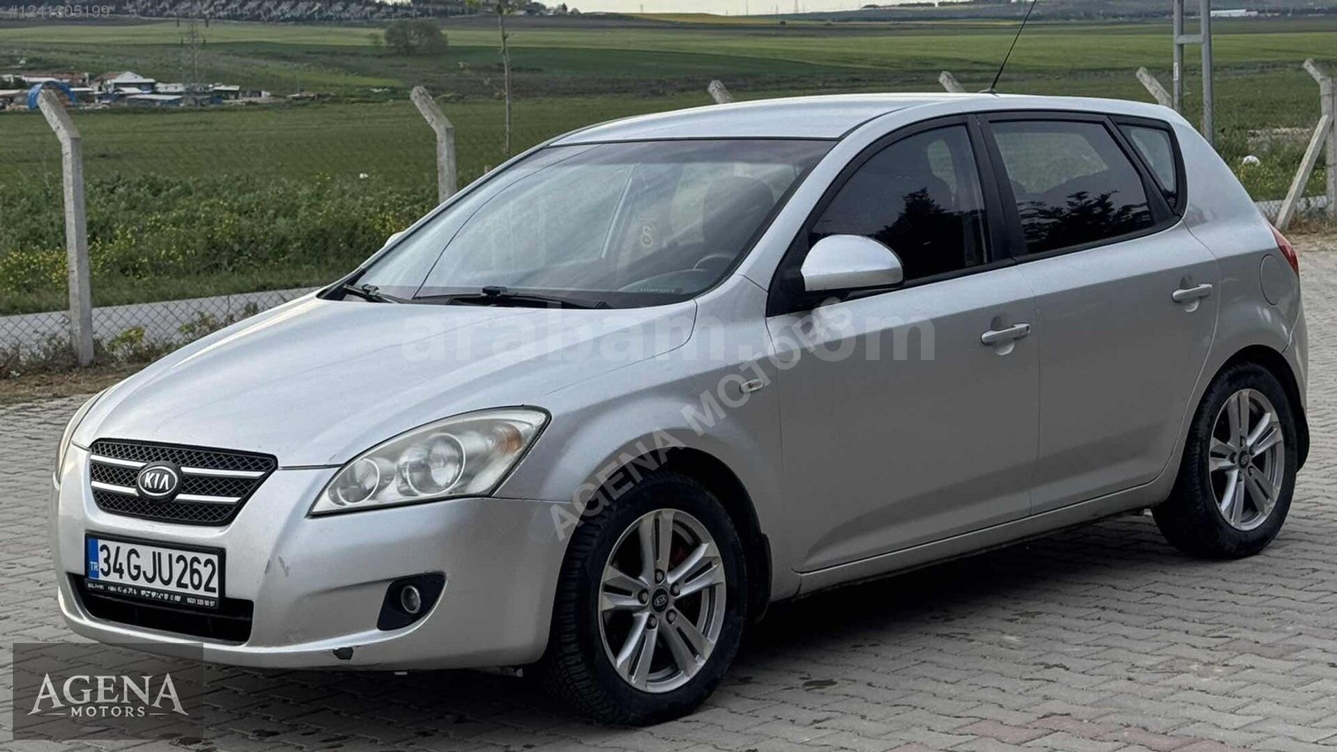 Galeriden Kia Ceed 1.6 CRDi Motion 2009 Model İstanbul 265.000 km Gri 2