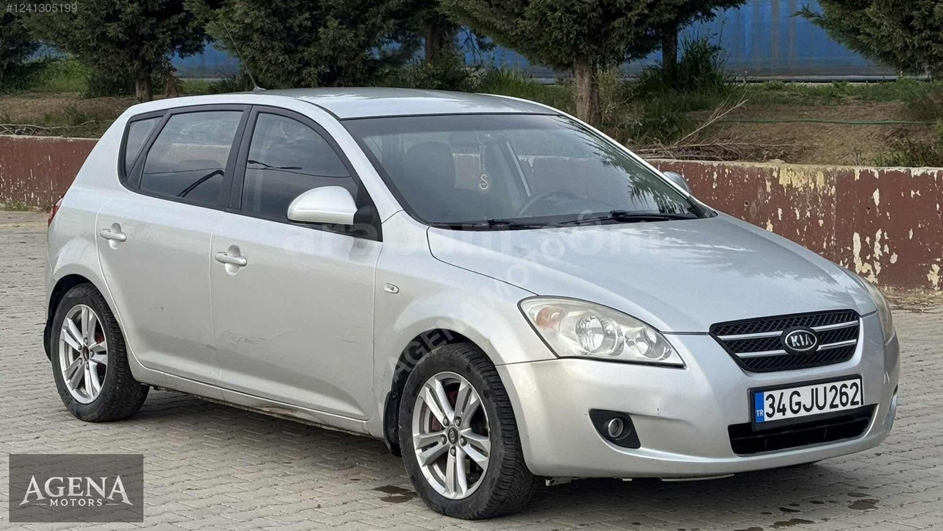 Galeriden Kia Ceed 1.6 CRDi Motion 2009 Model İstanbul 265.000 km Gri 3