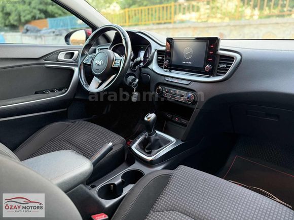 2020 MODEL KIA CEED 1.4 COOL TEKNO 74.000 KM