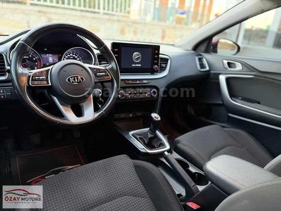 2020 MODEL KIA CEED 1.4 COOL TEKNO 74.000 KM